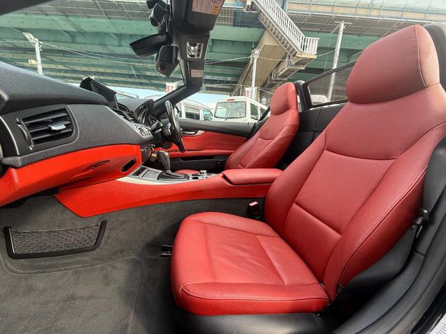 Z4 sDrive23i ハイラインパッケージ 電動オープン レーダー レザーシート メモリーシート シートヒーター 純正19インチアルミ 純正ナビ TV 電動シート(21枚目)