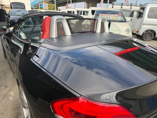 Z4 sDrive23i ハイラインパッケージ 電動オープン レーダー レザーシート メモリーシート シートヒーター 純正19インチアルミ 純正ナビ TV 電動シート(31枚目)