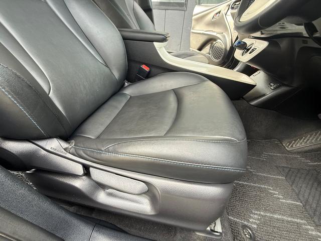 プリウス Aツーリングセレクション フルエアロ シートヒーター フルセグTV 本革シート 走行中TV バックカメラ Bluetooth HUD オートライト クリアソナー CD.DVD再生(51枚目)