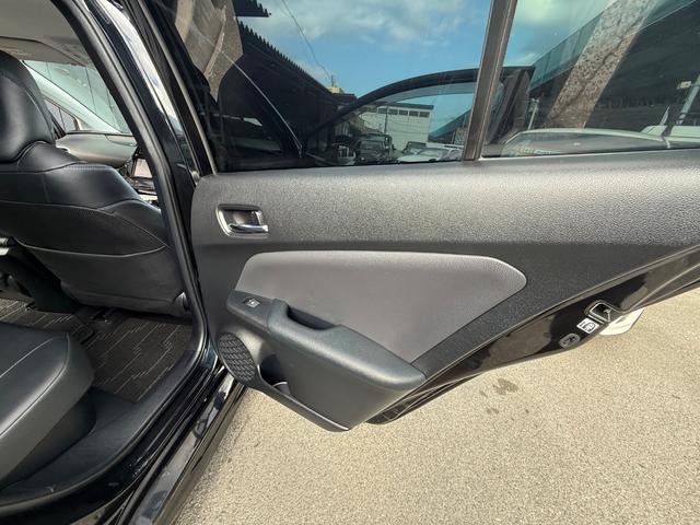 プリウス Aツーリングセレクション フルエアロ シートヒーター フルセグTV 本革シート 走行中TV バックカメラ Bluetooth HUD オートライト クリアソナー CD.DVD再生(63枚目)