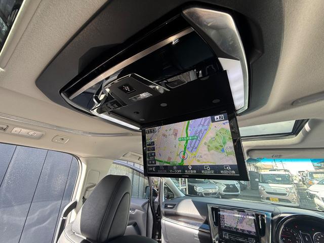 ヴェルファイア ２．５Ｚ　Ｇエディション　全国１年保証　アルパイン１１型ナビ　１２型フリップダウンモニター　デジタルインナーミラー　ステアリングシートヒーター　サンルーフ　バックカメラ　両側電動スライド　フルセグ走行中ＴＶ　ビルトインＥＴＣ（4枚目）
