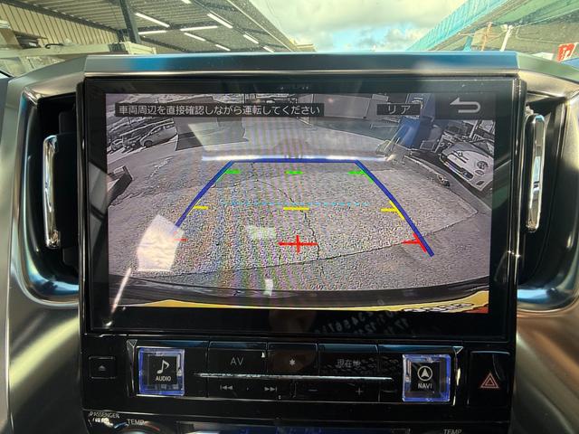 ヴェルファイア ２．５Ｚ　Ｇエディション　全国１年保証　アルパイン１１型ナビ　１２型フリップダウンモニター　デジタルインナーミラー　ステアリングシートヒーター　サンルーフ　バックカメラ　両側電動スライド　フルセグ走行中ＴＶ　ビルトインＥＴＣ（18枚目）