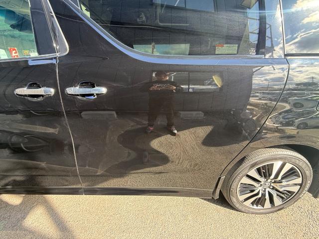 ヴェルファイア ２．５Ｚ　Ｇエディション　全国１年保証　アルパイン１１型ナビ　１２型フリップダウンモニター　デジタルインナーミラー　ステアリングシートヒーター　サンルーフ　バックカメラ　両側電動スライド　フルセグ走行中ＴＶ　ビルトインＥＴＣ（35枚目）