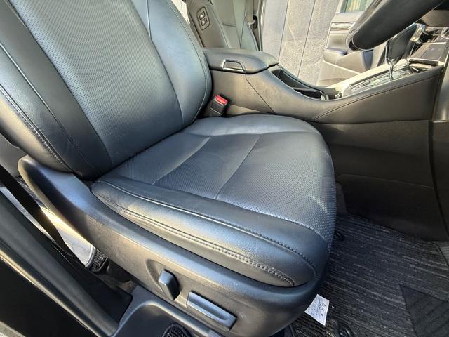 ヴェルファイア ２．５Ｚ　Ｇエディション　全国１年保証　アルパイン１１型ナビ　１２型フリップダウンモニター　デジタルインナーミラー　ステアリングシートヒーター　サンルーフ　バックカメラ　両側電動スライド　フルセグ走行中ＴＶ　ビルトインＥＴＣ（49枚目）