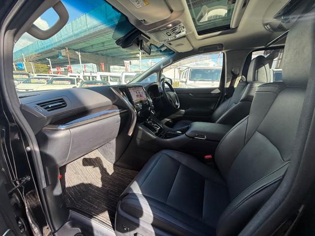 ヴェルファイア ２．５Ｚ　Ｇエディション　全国１年保証　アルパイン１１型ナビ　１２型フリップダウンモニター　デジタルインナーミラー　ステアリングシートヒーター　サンルーフ　バックカメラ　両側電動スライド　フルセグ走行中ＴＶ　ビルトインＥＴＣ（67枚目）