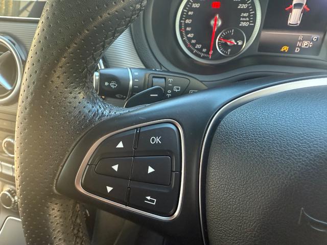 Ｂクラス Ｂ１８０　ＢＳＭ　ドライブレコーダー前後　Ｂｌｕｅｔｏｏｔｈ　プッシュスタート　ＴＶ　純正ナビ　バックカメラ　純正アルミ　スペアーキー（33枚目）