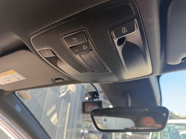 Ｂクラス Ｂ１８０　ＢＳＭ　ドライブレコーダー前後　Ｂｌｕｅｔｏｏｔｈ　プッシュスタート　ＴＶ　純正ナビ　バックカメラ　純正アルミ　スペアーキー（40枚目）