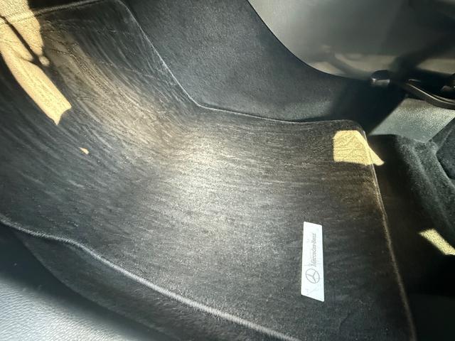 Ｂクラス Ｂ１８０　ＢＳＭ　ドライブレコーダー前後　Ｂｌｕｅｔｏｏｔｈ　プッシュスタート　ＴＶ　純正ナビ　バックカメラ　純正アルミ　スペアーキー（58枚目）