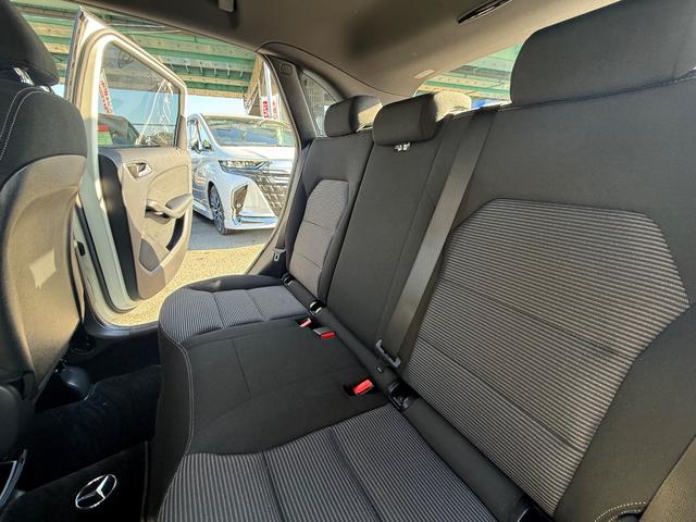 Ｂクラス Ｂ１８０　ＢＳＭ　ドライブレコーダー前後　Ｂｌｕｅｔｏｏｔｈ　プッシュスタート　ＴＶ　純正ナビ　バックカメラ　純正アルミ　スペアーキー（64枚目）