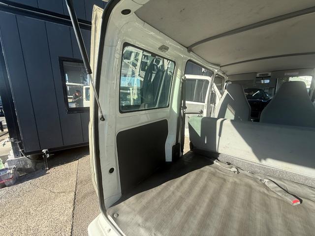 ���X�^�b�t�����X�܂��Y��ɐ��|���Ă���܂��B�����X���������Ă��q�l�̖ڂŎ��ۂɂ��m�F���������B