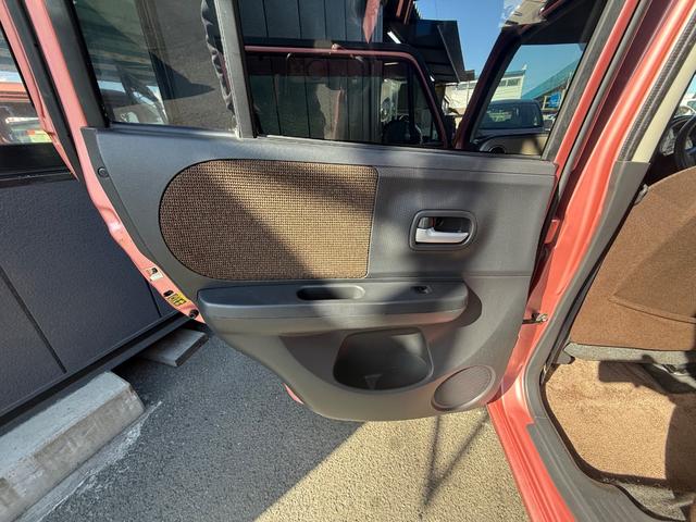 ���X�^�b�t�����X�܂��Y��ɐ��|���Ă���܂��B�����X���������Ă��q�l�̖ڂŎ��ۂɂ��m�F���������B