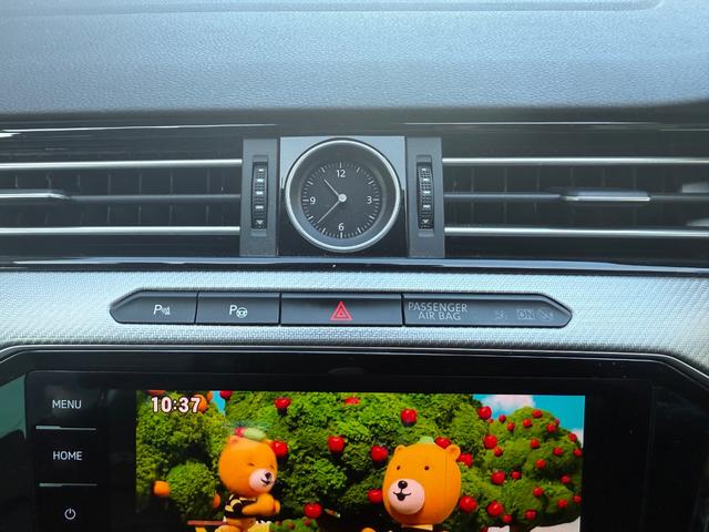 パサートヴァリアント ２．０ＴＳＩ　Ｒライン　バックカメラ　Ｂｌｕｅｔｏｏｔｈ　プッシュスタート　スマートキー　スペアーキー　グレーメタリック　シートヒーター（47枚目）