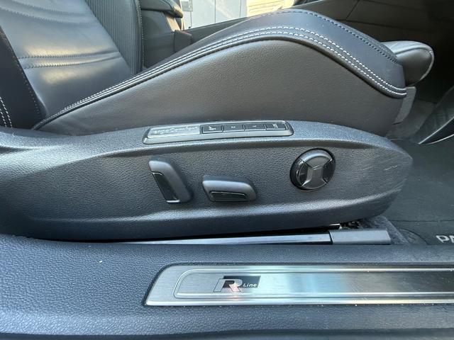 パサートヴァリアント ２．０ＴＳＩ　Ｒライン　バックカメラ　Ｂｌｕｅｔｏｏｔｈ　プッシュスタート　スマートキー　スペアーキー　グレーメタリック　シートヒーター（51枚目）