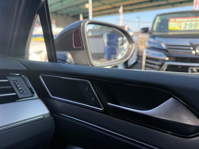 パサートヴァリアント ２．０ＴＳＩ　Ｒライン　バックカメラ　Ｂｌｕｅｔｏｏｔｈ　プッシュスタート　スマートキー　スペアーキー　グレーメタリック　シートヒーター（57枚目）