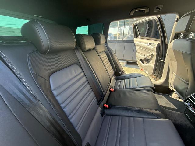 パサートヴァリアント ２．０ＴＳＩ　Ｒライン　バックカメラ　Ｂｌｕｅｔｏｏｔｈ　プッシュスタート　スマートキー　スペアーキー　グレーメタリック　シートヒーター（58枚目）