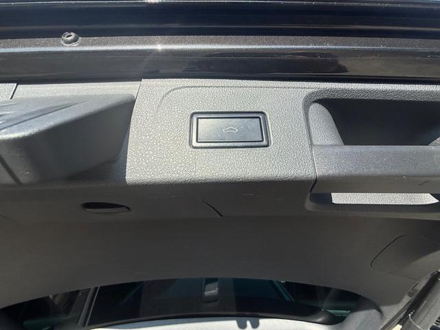 パサートヴァリアント ２．０ＴＳＩ　Ｒライン　バックカメラ　Ｂｌｕｅｔｏｏｔｈ　プッシュスタート　スマートキー　スペアーキー　グレーメタリック　シートヒーター（64枚目）