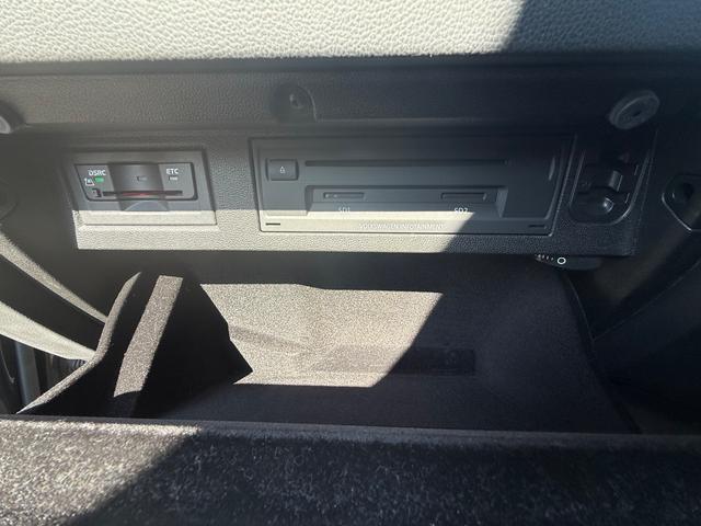 パサートヴァリアント ２．０ＴＳＩ　Ｒライン　バックカメラ　Ｂｌｕｅｔｏｏｔｈ　プッシュスタート　スマートキー　スペアーキー　グレーメタリック　シートヒーター（73枚目）