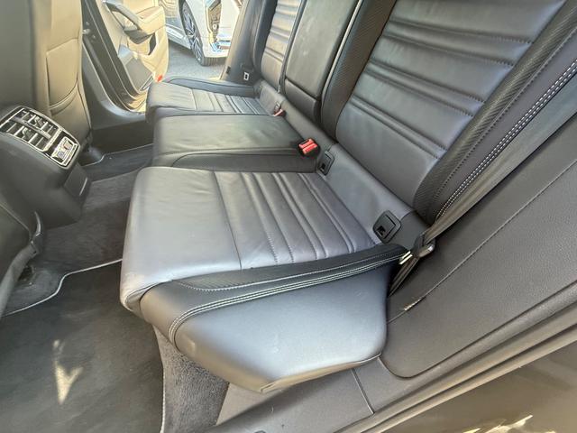 パサートヴァリアント ２．０ＴＳＩ　Ｒライン　バックカメラ　Ｂｌｕｅｔｏｏｔｈ　プッシュスタート　スマートキー　スペアーキー　グレーメタリック　シートヒーター（76枚目）