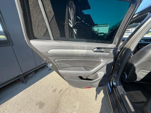 パサートヴァリアント ２．０ＴＳＩ　Ｒライン　バックカメラ　Ｂｌｕｅｔｏｏｔｈ　プッシュスタート　スマートキー　スペアーキー　グレーメタリック　シートヒーター（79枚目）