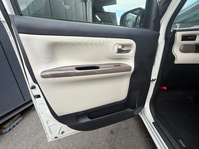 ���X�^�b�t�����X�܂��Y��ɐ��|���Ă���܂��B�����X���������Ă��q�l�̖ڂŎ��ۂɂ��m�F���������B