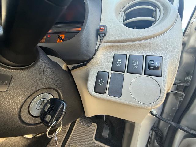 ピクシスエポック Ｌ　ＳＡ　社外アルミ　ＣＤ再生　キーレス　タイヤ溝大（4枚目）