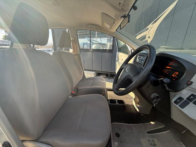 ピクシスエポック Ｌ　ＳＡ　社外アルミ　ＣＤ再生　キーレス　タイヤ溝大（15枚目）