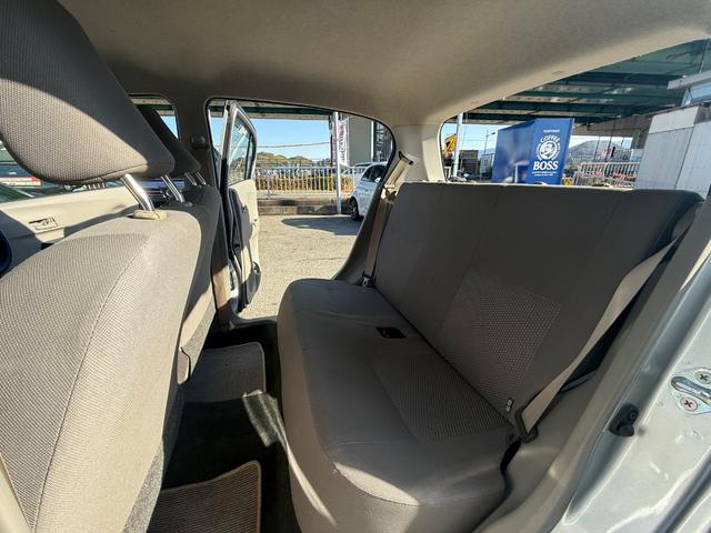 ピクシスエポック Ｌ　ＳＡ　社外アルミ　ＣＤ再生　キーレス　タイヤ溝大（19枚目）