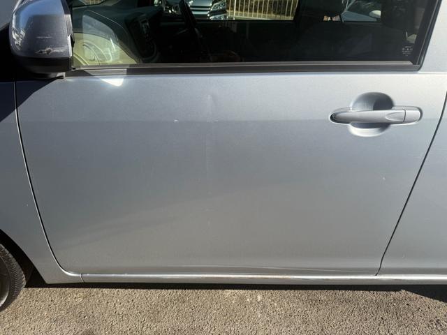 ピクシスエポック Ｌ　ＳＡ　社外アルミ　ＣＤ再生　キーレス　タイヤ溝大（28枚目）