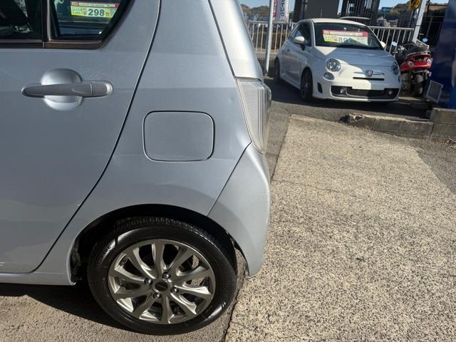 ピクシスエポック Ｌ　ＳＡ　社外アルミ　ＣＤ再生　キーレス　タイヤ溝大（30枚目）