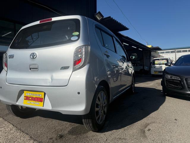 ピクシスエポック Ｌ　ＳＡ　社外アルミ　ＣＤ再生　キーレス　タイヤ溝大（32枚目）