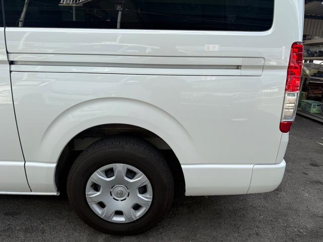 ���Q�b�W�X�y�[�X�́A����g���ɂ͏\���ȃX�y�[�X���m�ۂ��Ă��܂��B�J�������L���ς݉��낵���y�ɂł��܂��B�o���G�[�V�����L���ȁA���܂��܂Ȏg�����ɑΉ����܂�