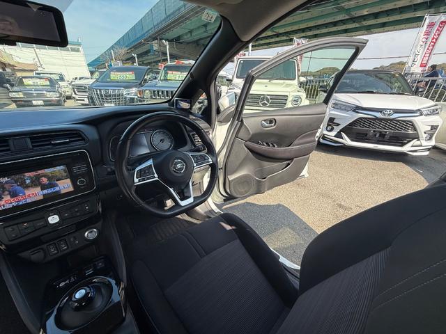 �u���̎Ԃ̎ʐ^�������ƌ������v�u��Ԃ��C�ɂȂ�v�u���̑����͂��Ă���H�v�ǂ�ȏ����ȋ^��ł����C�y�ɂ��₢���킹���������I