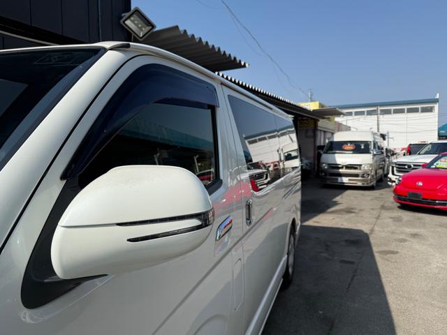 ハイエースバン スーパーＧＬ　ダークプライム　１年保証　セーフティセンスレス　ハーフレザー　フルセグＴＶ　バックカメラ　社外テール（32枚目）