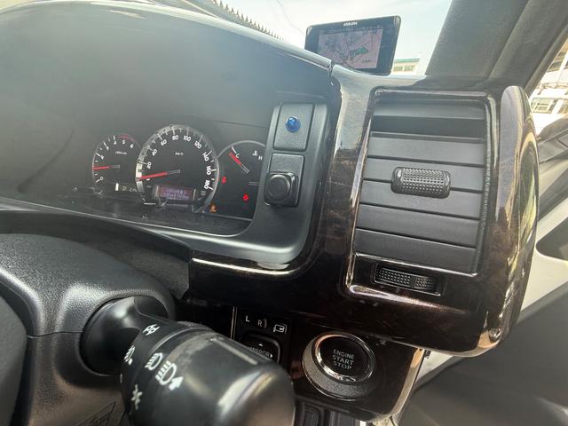 ハイエースバン スーパーＧＬ　ダークプライム　１年保証　セーフティセンスレス　ハーフレザー　フルセグＴＶ　バックカメラ　社外テール（51枚目）