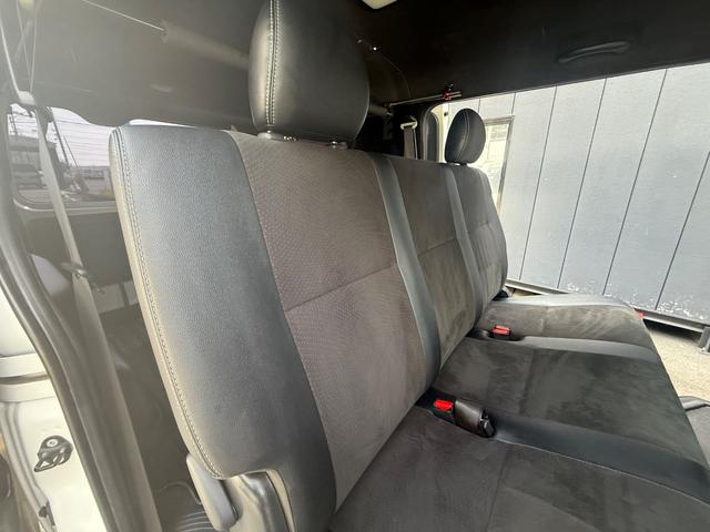 ハイエースバン スーパーＧＬ　ダークプライム　１年保証　セーフティセンスレス　ハーフレザー　フルセグＴＶ　バックカメラ　社外テール（52枚目）