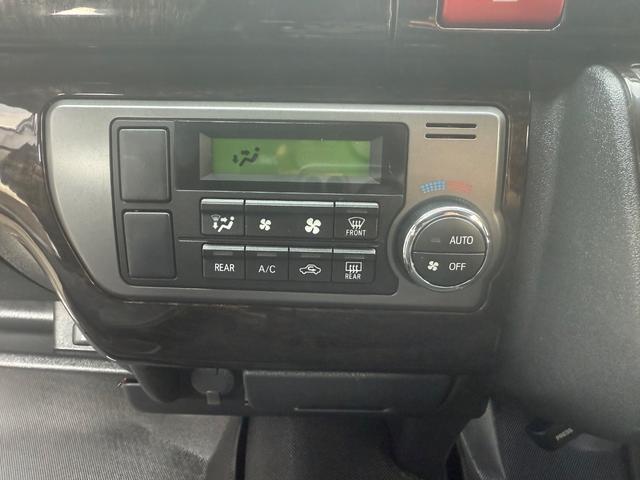 ハイエースバン スーパーＧＬ　ダークプライム　１年保証　セーフティセンスレス　ハーフレザー　フルセグＴＶ　バックカメラ　社外テール（62枚目）