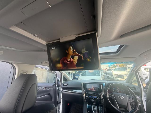 アルファード ２．５Ｓ　Ｃパッケージ　ＢＳＭ　サンルーフ　両側電動スライド　アップルカープレイ　Ｂｌｕｅｔｏｏｔｈ　デジタルインナーミラー（5枚目）