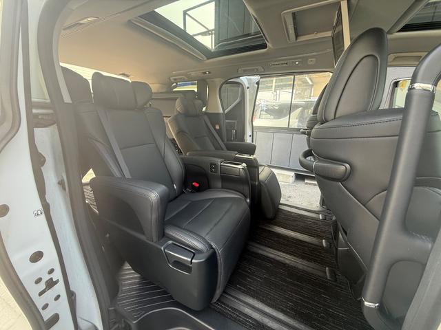 アルファード ２．５Ｓ　Ｃパッケージ　ＢＳＭ　サンルーフ　両側電動スライド　アップルカープレイ　Ｂｌｕｅｔｏｏｔｈ　デジタルインナーミラー（23枚目）