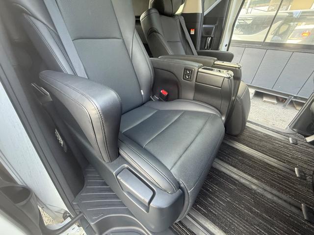 アルファード ２．５Ｓ　Ｃパッケージ　ＢＳＭ　サンルーフ　両側電動スライド　アップルカープレイ　Ｂｌｕｅｔｏｏｔｈ　デジタルインナーミラー（60枚目）