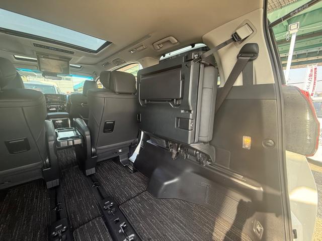 アルファード ２．５Ｓ　Ｃパッケージ　ＢＳＭ　サンルーフ　両側電動スライド　アップルカープレイ　Ｂｌｕｅｔｏｏｔｈ　デジタルインナーミラー（64枚目）