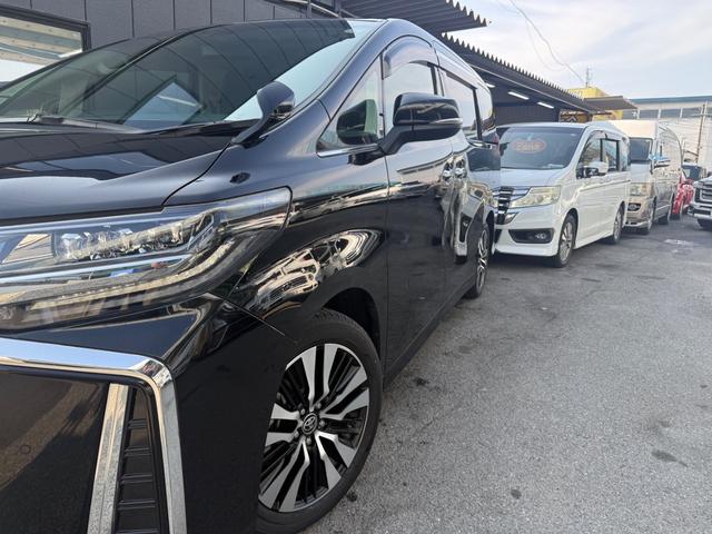 アルファード ２．５Ｓ　Ｃパッケージ　デジタルインナーミラー　パワーバックドア　ＢＳＭ　オットマンシート　メモリーシート　フリップダウンモニター　プッシュスタート（39枚目）