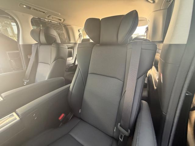 アルファード ２．５Ｓ　Ｃパッケージ　デジタルインナーミラー　パワーバックドア　ＢＳＭ　オットマンシート　メモリーシート　フリップダウンモニター　プッシュスタート（68枚目）