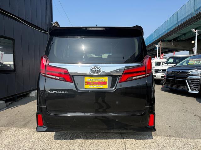 アルファード ２．５Ｓ　Ｃパッケージ　デジタルインナーミラー　ＢＳＭ　オットマンシート　メモリーシート　電動シート　フリップダウンモニター　サンルーフ　純正アルミ　スマートキー　シートヒーター（12枚目）