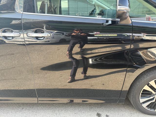 アルファード ２．５Ｓ　Ｃパッケージ　デジタルインナーミラー　ＢＳＭ　オットマンシート　メモリーシート　電動シート　フリップダウンモニター　サンルーフ　純正アルミ　スマートキー　シートヒーター（46枚目）