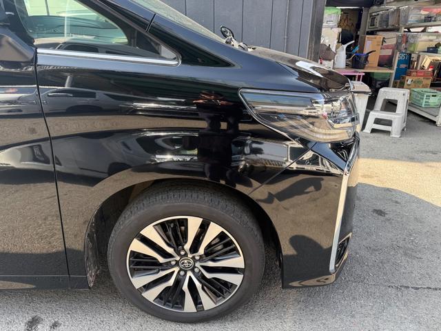 アルファード ２．５Ｓ　Ｃパッケージ　デジタルインナーミラー　ＢＳＭ　オットマンシート　メモリーシート　電動シート　フリップダウンモニター　サンルーフ　純正アルミ　スマートキー　シートヒーター（47枚目）