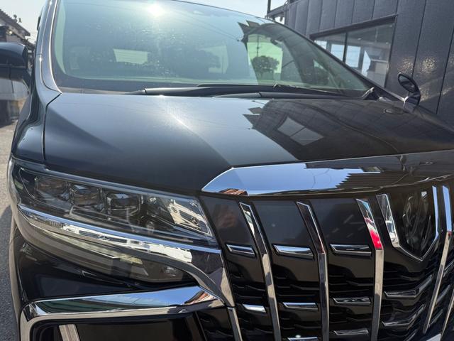 アルファード ２．５Ｓ　Ｃパッケージ　デジタルインナーミラー　ＢＳＭ　オットマンシート　メモリーシート　電動シート　フリップダウンモニター　サンルーフ　純正アルミ　スマートキー　シートヒーター（49枚目）