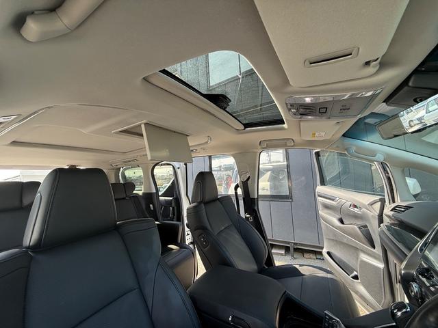 アルファード ２．５Ｓ　Ｃパッケージ　ＢＳＭ　デジタルインナーミラー　サンルーフ　オットマン　メモリーシート　スマートキー　電動シート　アップルカープレイ　フルセグＴＶ　ＥＴＣ（21枚目）