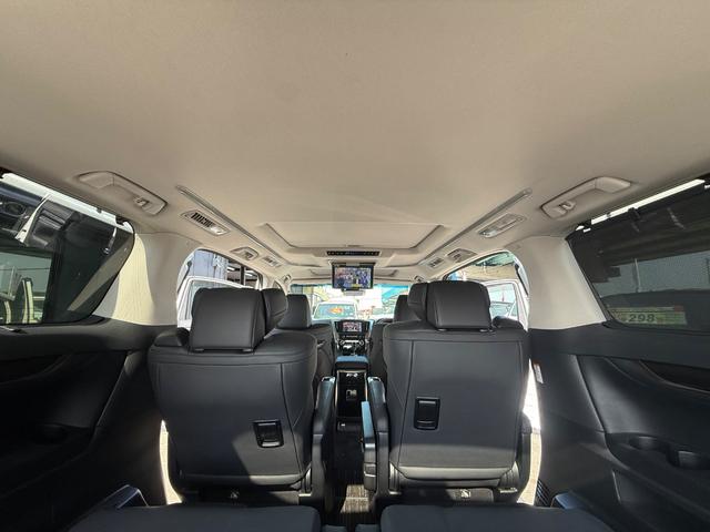 アルファード ２．５Ｓ　Ｃパッケージ　ＢＳＭ　デジタルインナーミラー　サンルーフ　オットマン　メモリーシート　スマートキー　電動シート　アップルカープレイ　フルセグＴＶ　ＥＴＣ（28枚目）