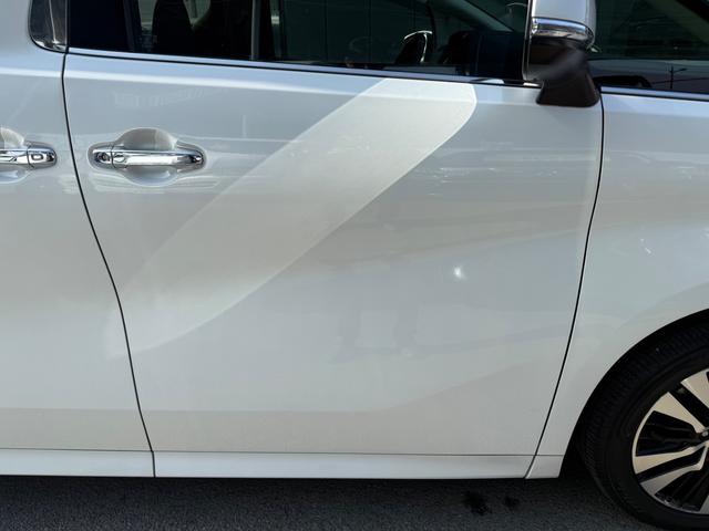 アルファード ２．５Ｓ　Ｃパッケージ　ＢＳＭ　デジタルインナーミラー　サンルーフ　オットマン　メモリーシート　スマートキー　電動シート　アップルカープレイ　フルセグＴＶ　ＥＴＣ（57枚目）