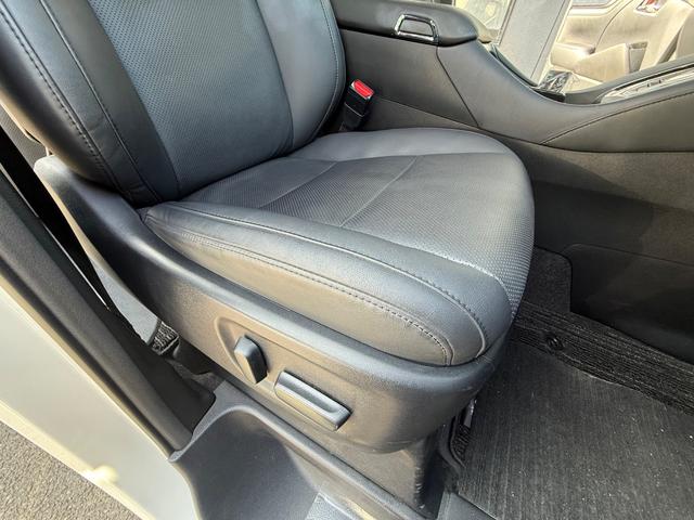 アルファード ２．５Ｓ　Ｃパッケージ　ＢＳＭ　デジタルインナーミラー　サンルーフ　オットマン　メモリーシート　スマートキー　電動シート　アップルカープレイ　フルセグＴＶ　ＥＴＣ（64枚目）